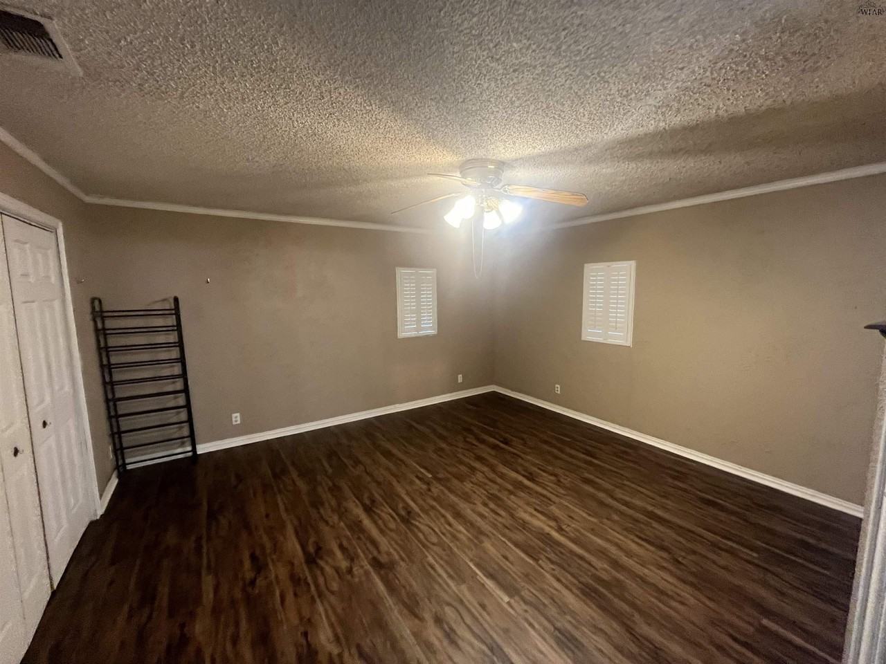 6709 Geronimo Dr - Photo 4 of 14