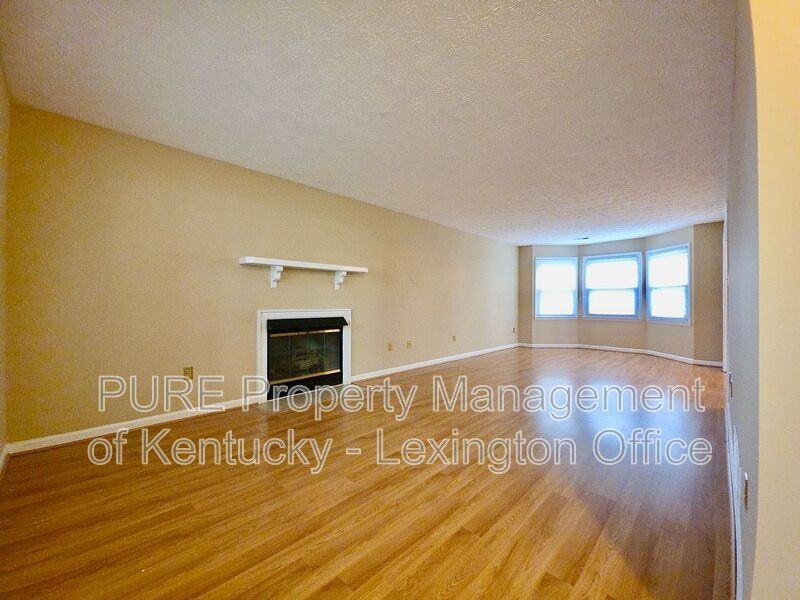 1863 Timber Creek Dr - Photo 3 of 31