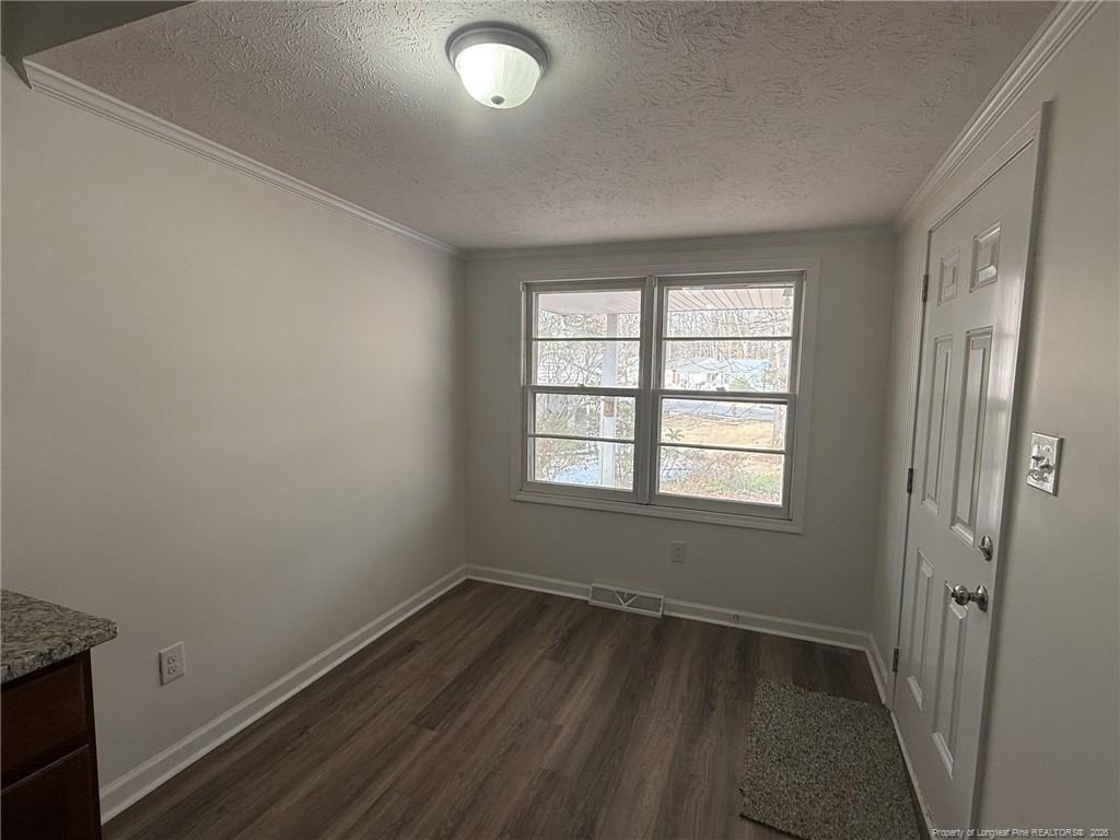 671 Forest Dr #AH - Photo 3 of 14
