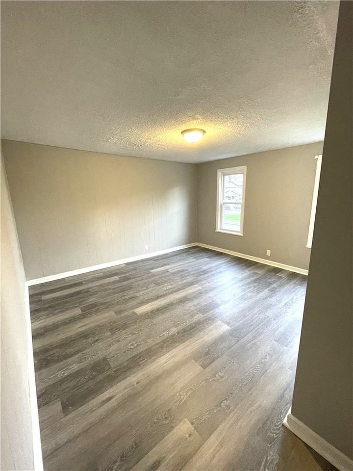 4008 4th Ave - Photo 7 of 30