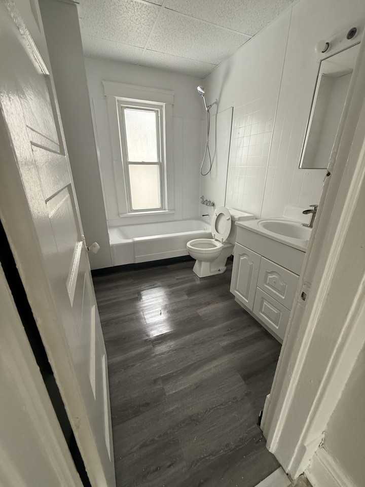 12519 Forest Ave #1 - Photo 6 of 7