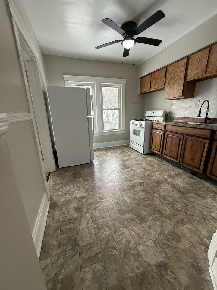 12519 Forest Ave #1 - Photo 7 of 7