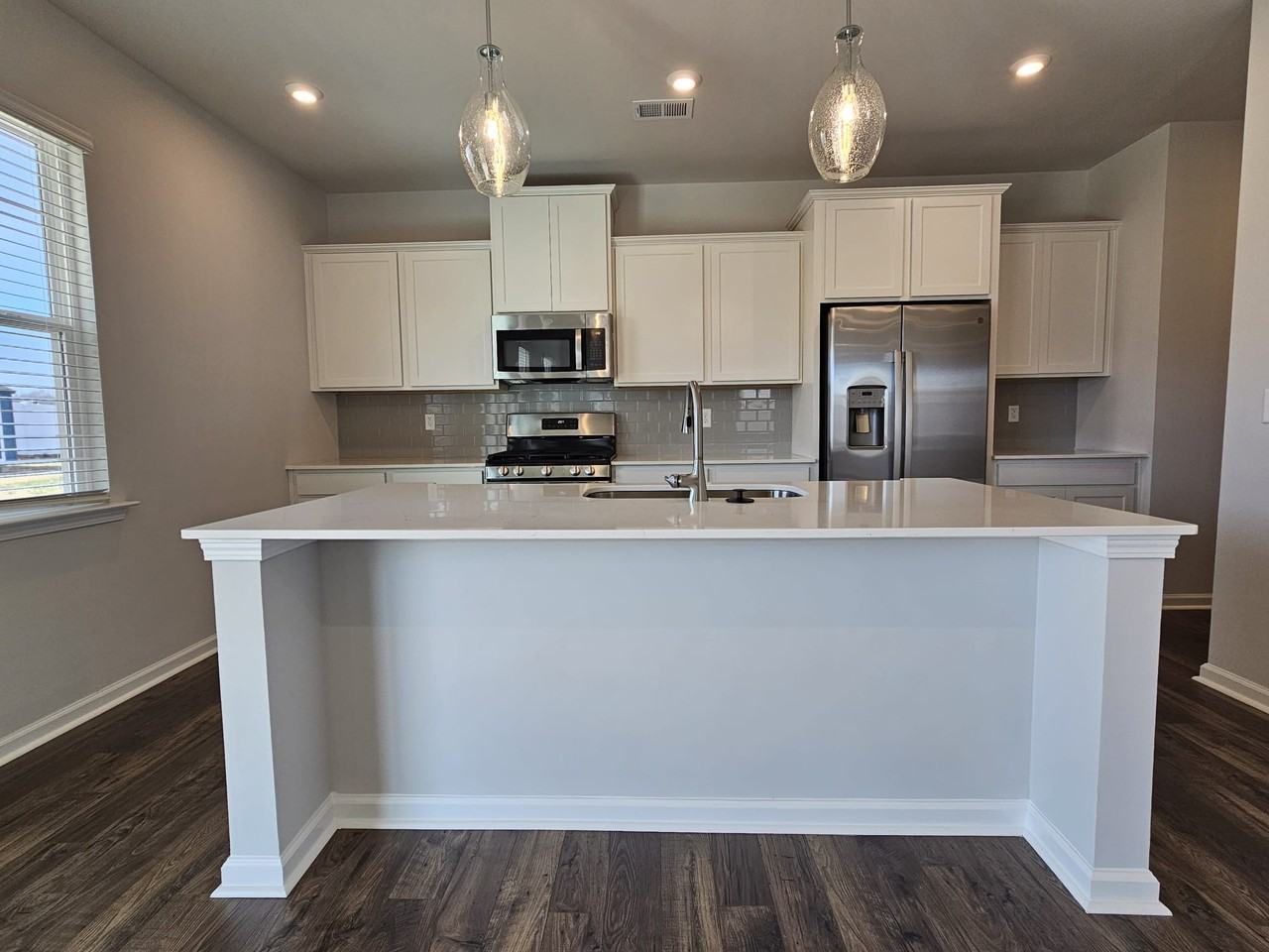 1004 Maridian St #1 - Photo 7 of 30