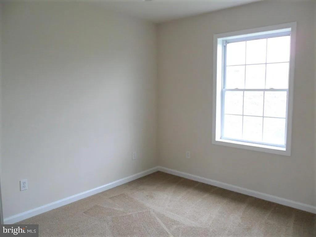 142 Sable Dr #1 - Photo 3 of 22