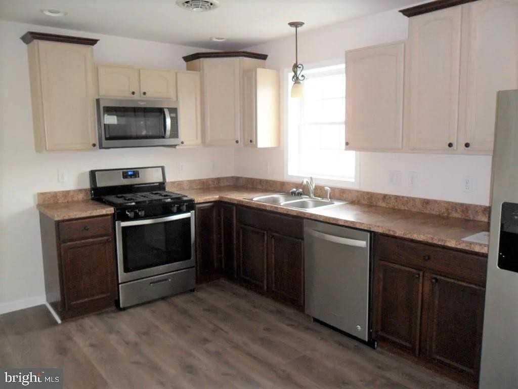 142 Sable Dr #1 - Photo 4 of 22