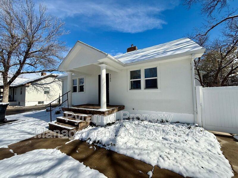 3185 S St #A - Photo 2 of 22