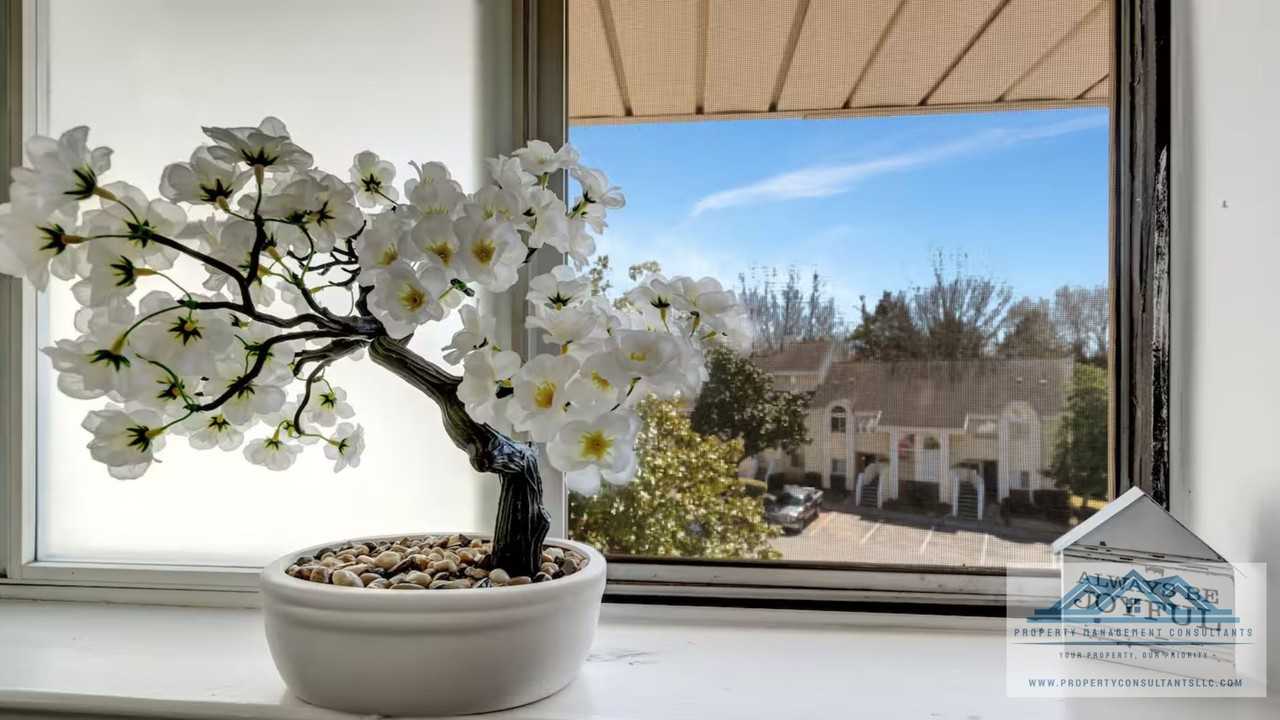 1155 Old Monrovia Road Northwest - 1-JCondo 1-J #1J - Photo 7 of 24