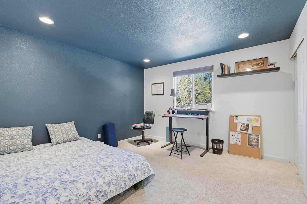 12229 Circle Dr #1 - Photo 7 of 11