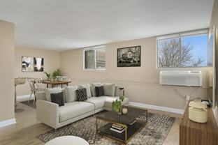 4724 S Vincennes Ave403 #403 - Photo 1 of 1