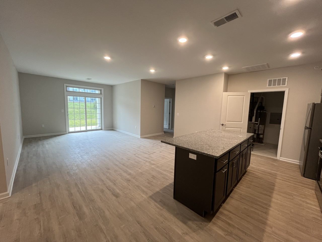 100 Tower Ridge CircleApartment 122 #122 - Photo 3 of 16