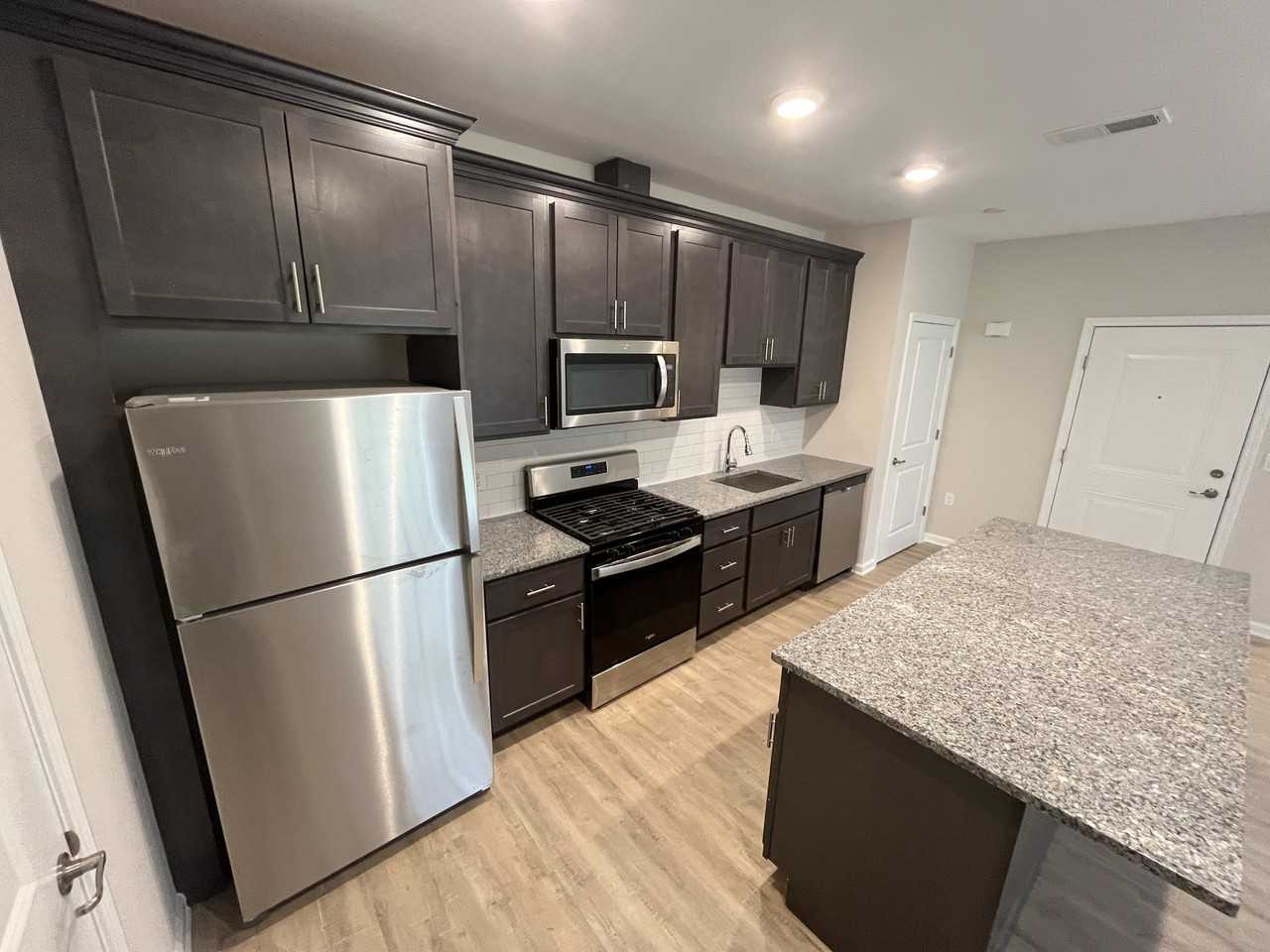 100 Tower Ridge CircleApartment 122 #122 - Photo 4 of 16