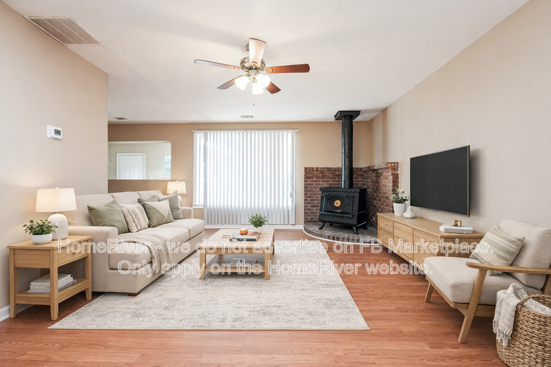 3355 Valley Bend Rd - Photo 3 of 20