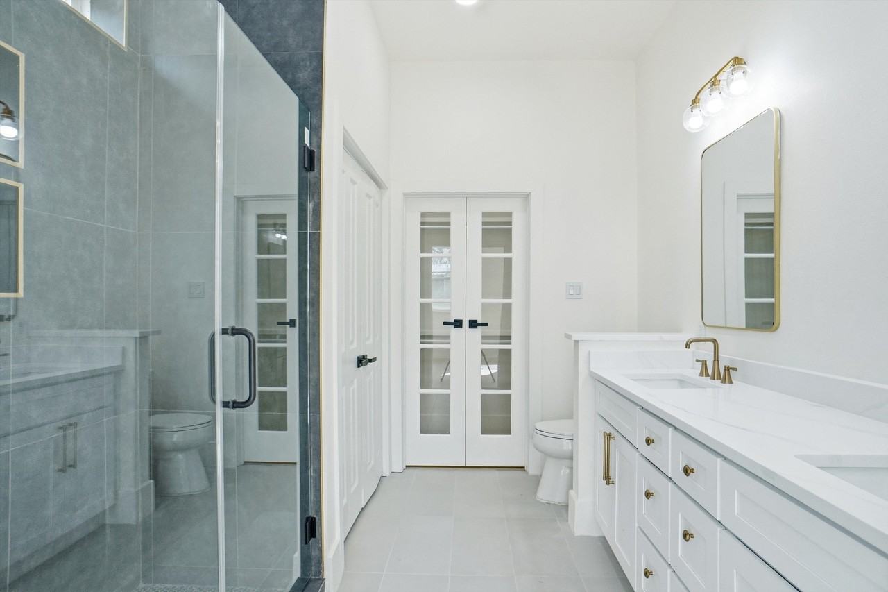 128 Cedar St #1 - Photo 7 of 26