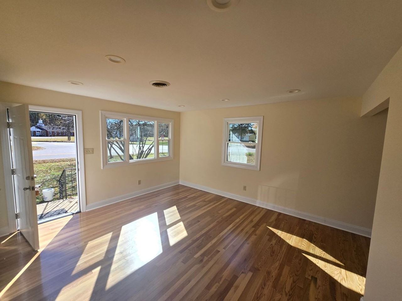 11300 Tar Bay Rd - Photo 2 of 28