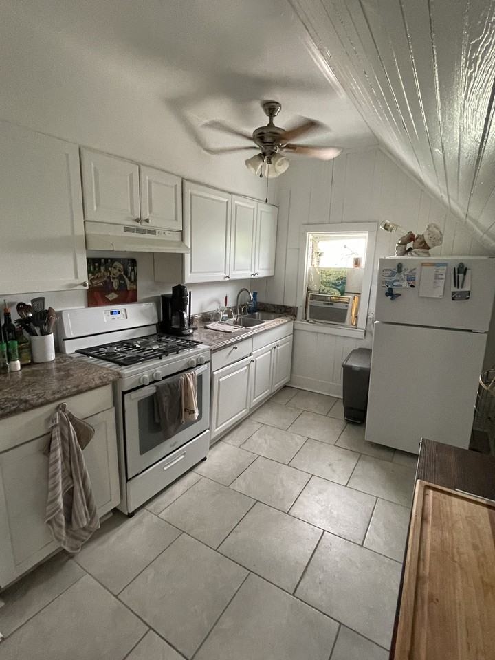 1909 Napoleon Ave #3 - Photo 2 of 21