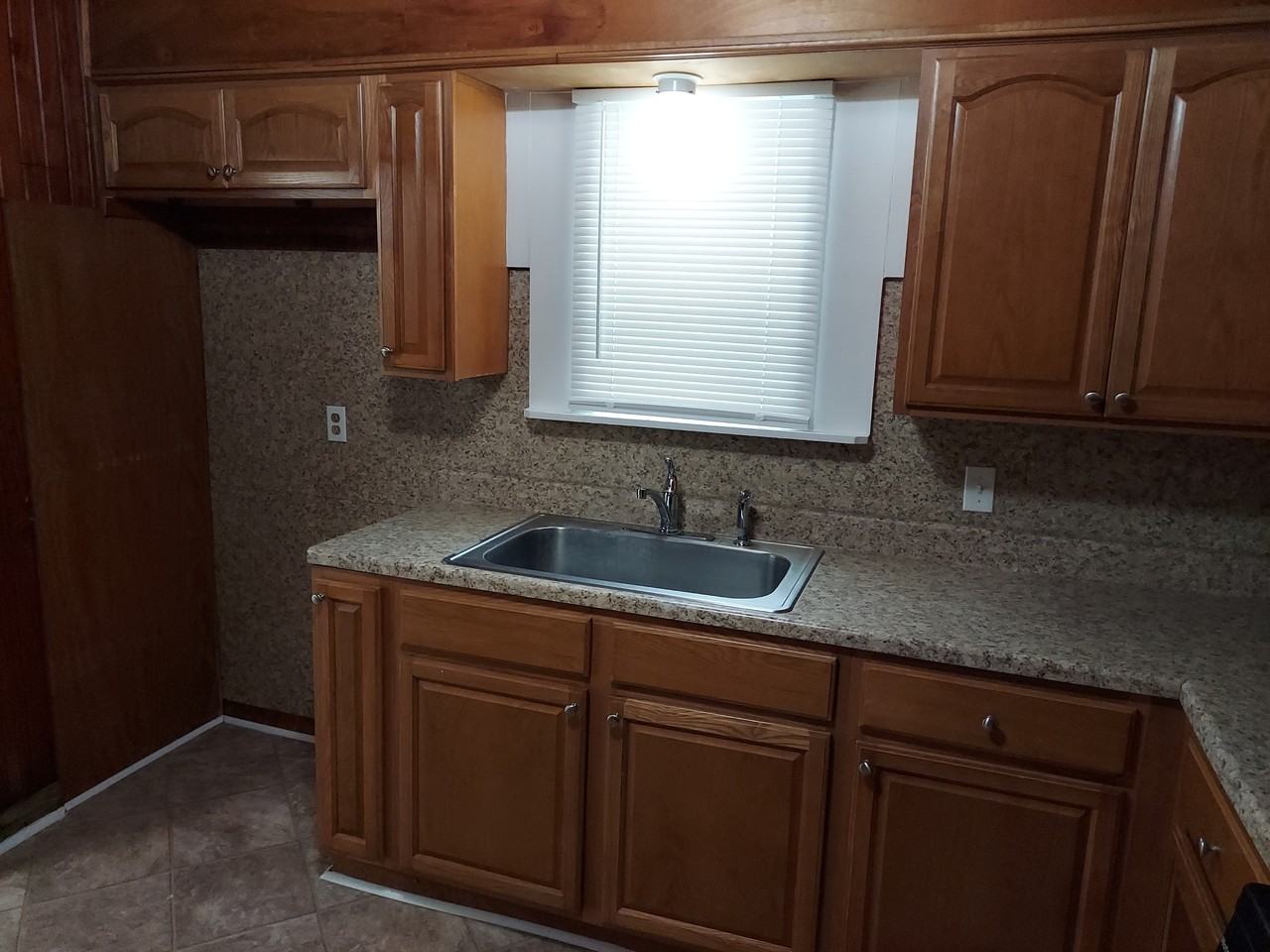 1120 28th St #1 - Photo 3 of 14