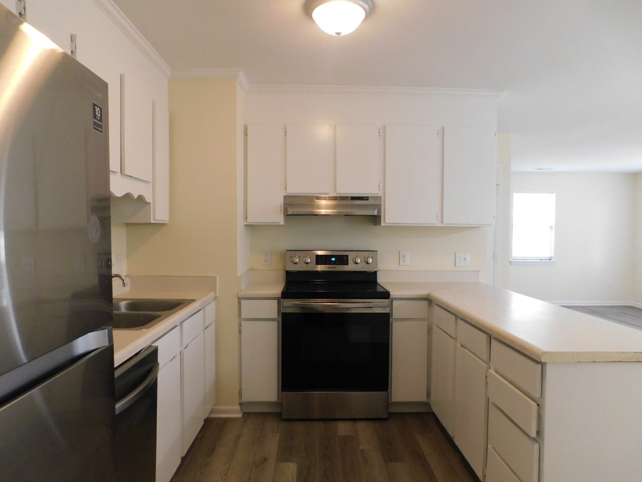 416 E 19th St #1 - Photo 6 of 20