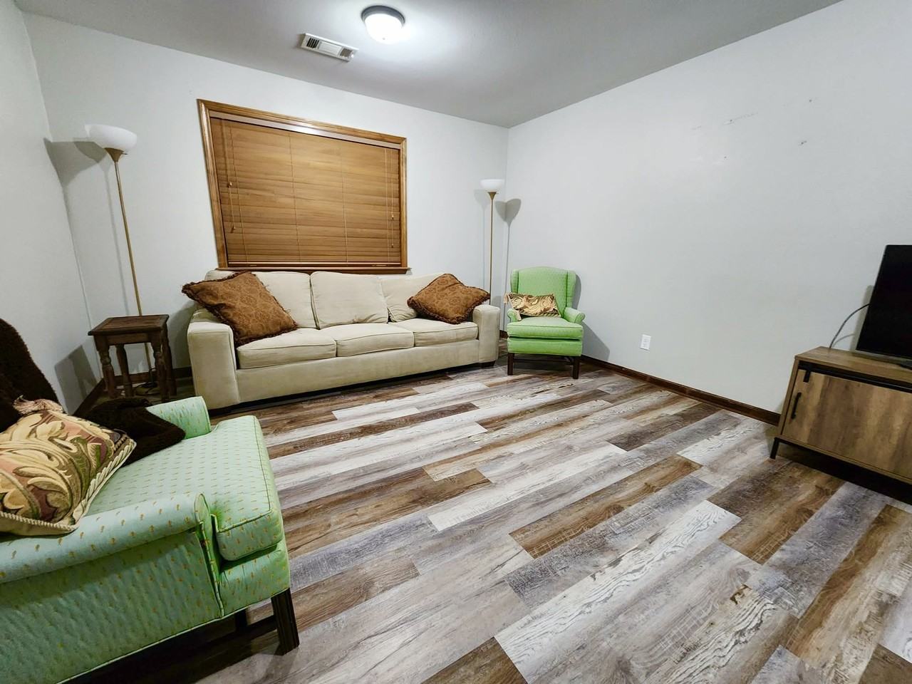 305 Rock Creek Road B - 1 #1 - Photo 2 of 27