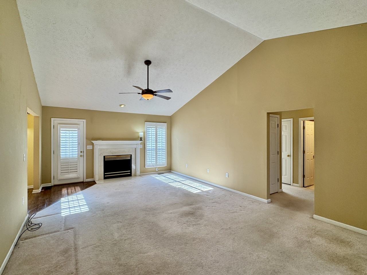 174 Depew Dr #1 - Photo 3 of 25