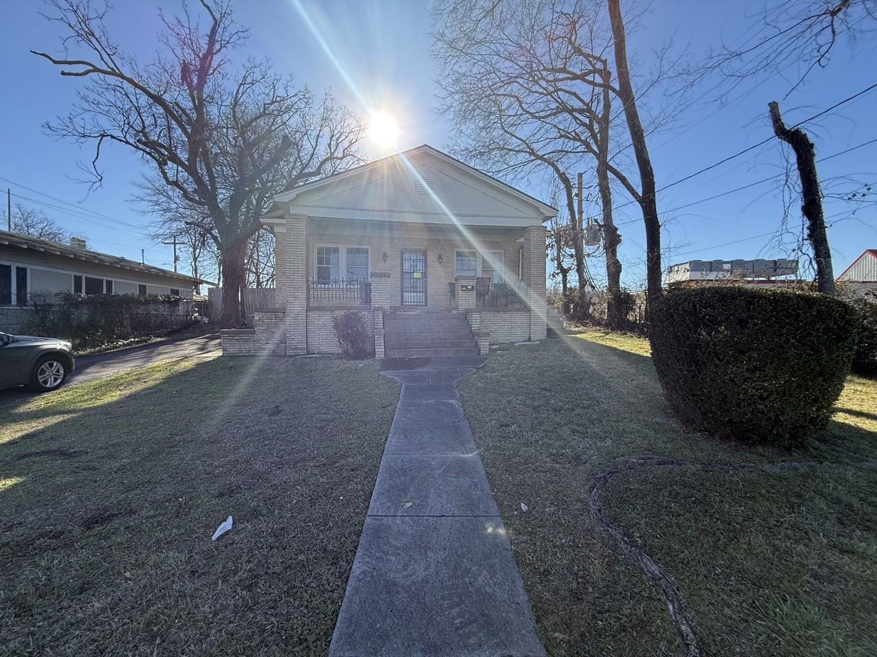 834 Malvern Ave #1 - Photo 2 of 17