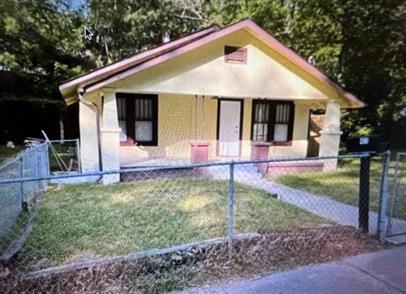 427 Bower St #1 - Photo 6 of 7