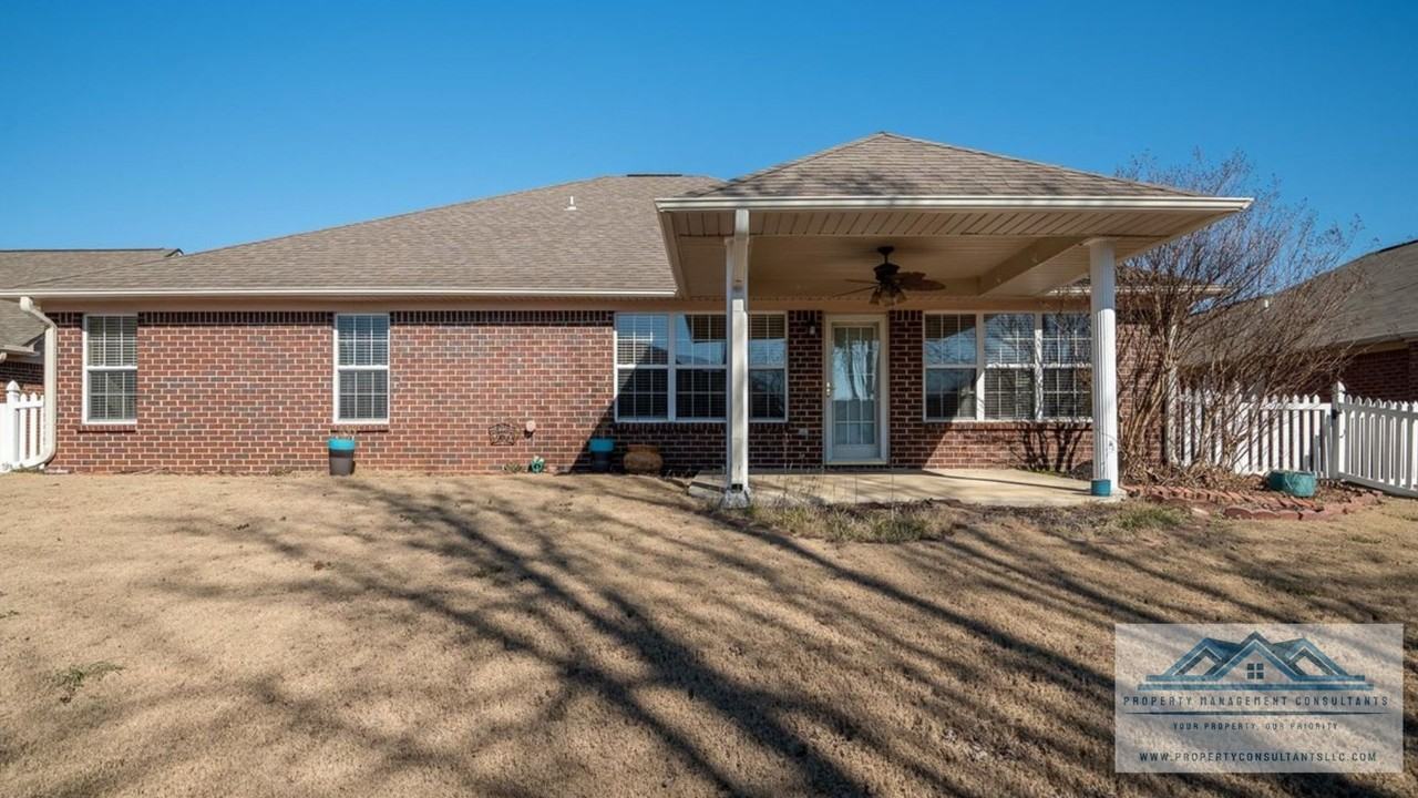 5002 Blakemore Dr Se #1 - Photo 5 of 30