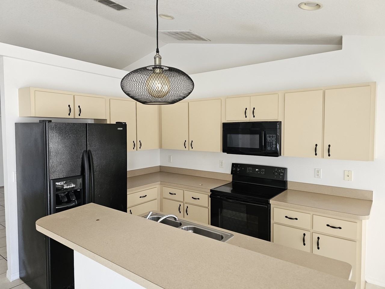 15040 Se 94th Ct #1 - Photo 2 of 10