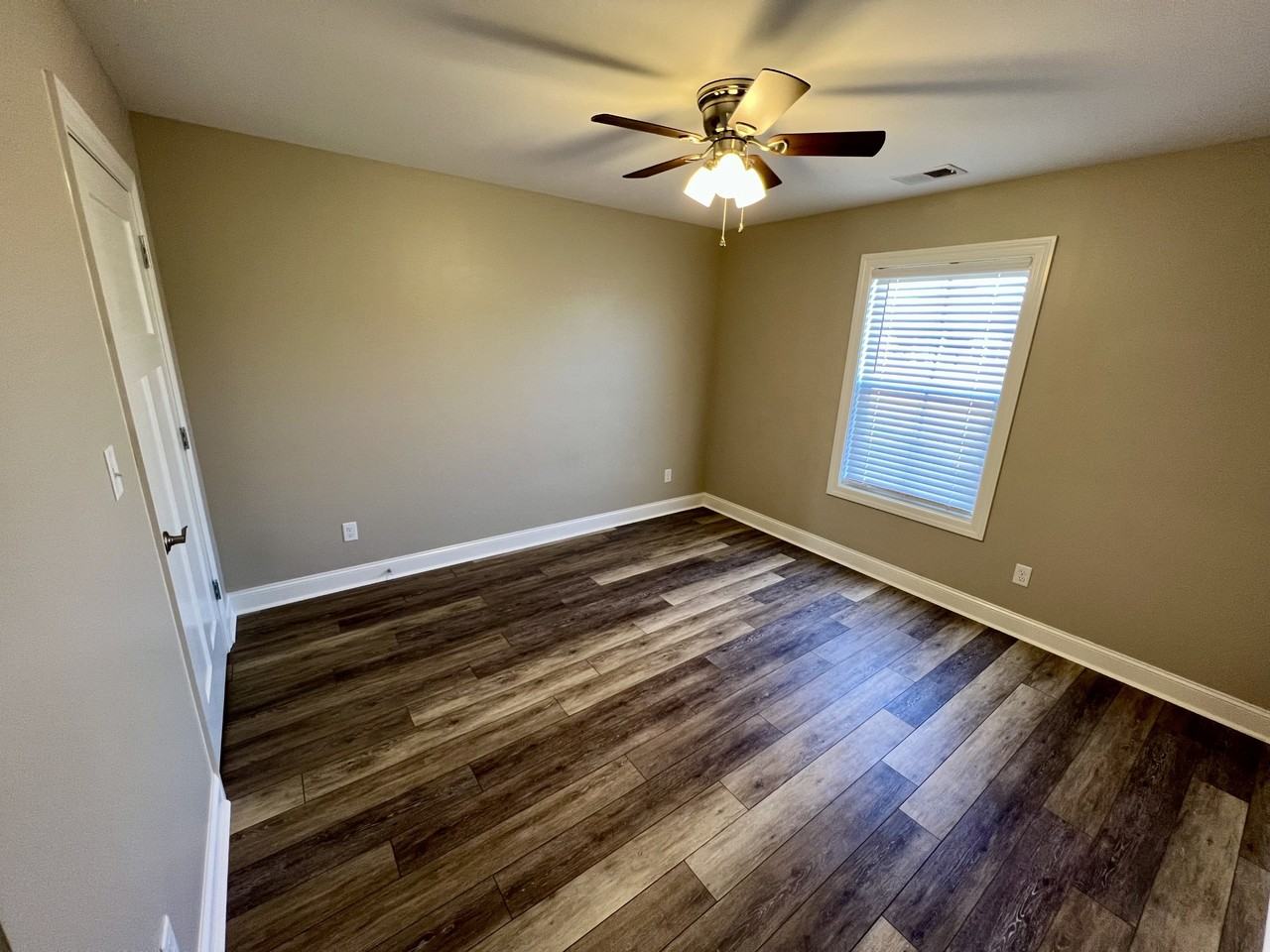 19105 Racheals Loop #1 - Photo 5 of 10