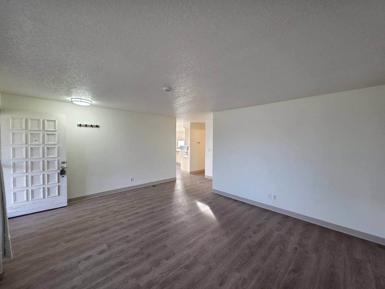 1607 S Olson St #1 - Photo 4 of 22