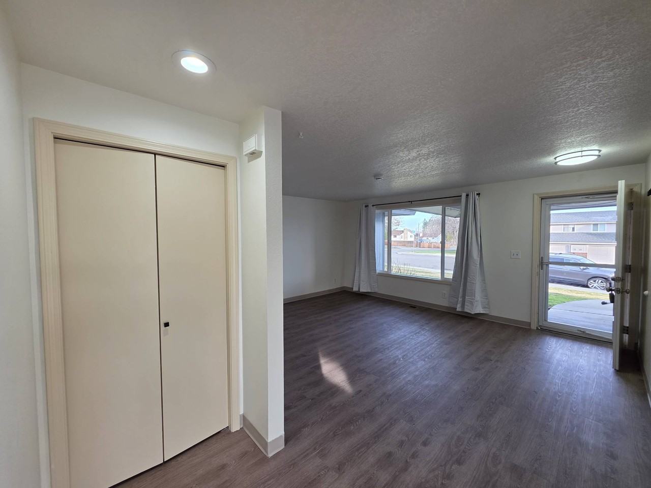 1607 S Olson St #1 - Photo 6 of 22