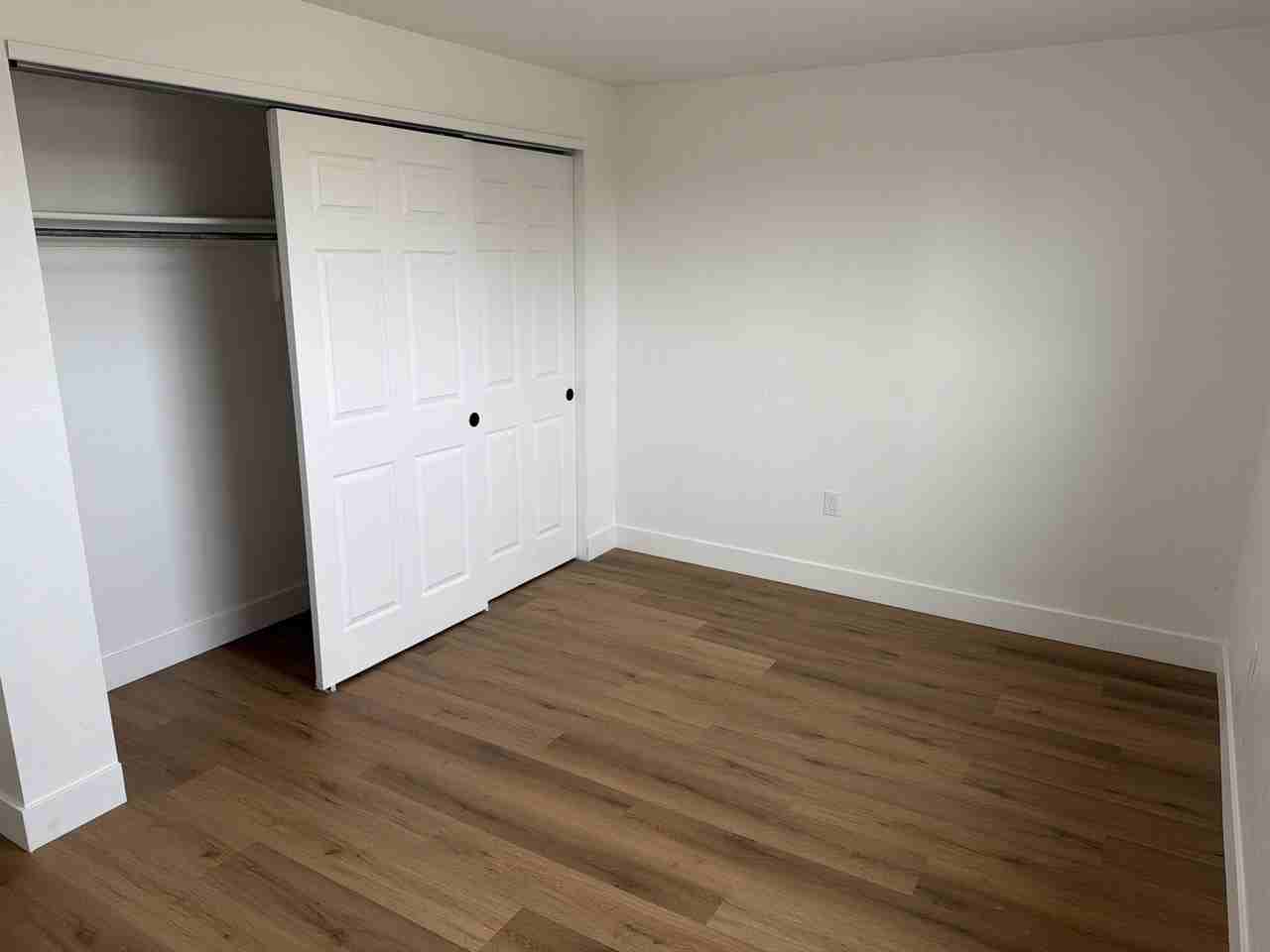 414 S 7th Ave #414 - Photo 2 of 11