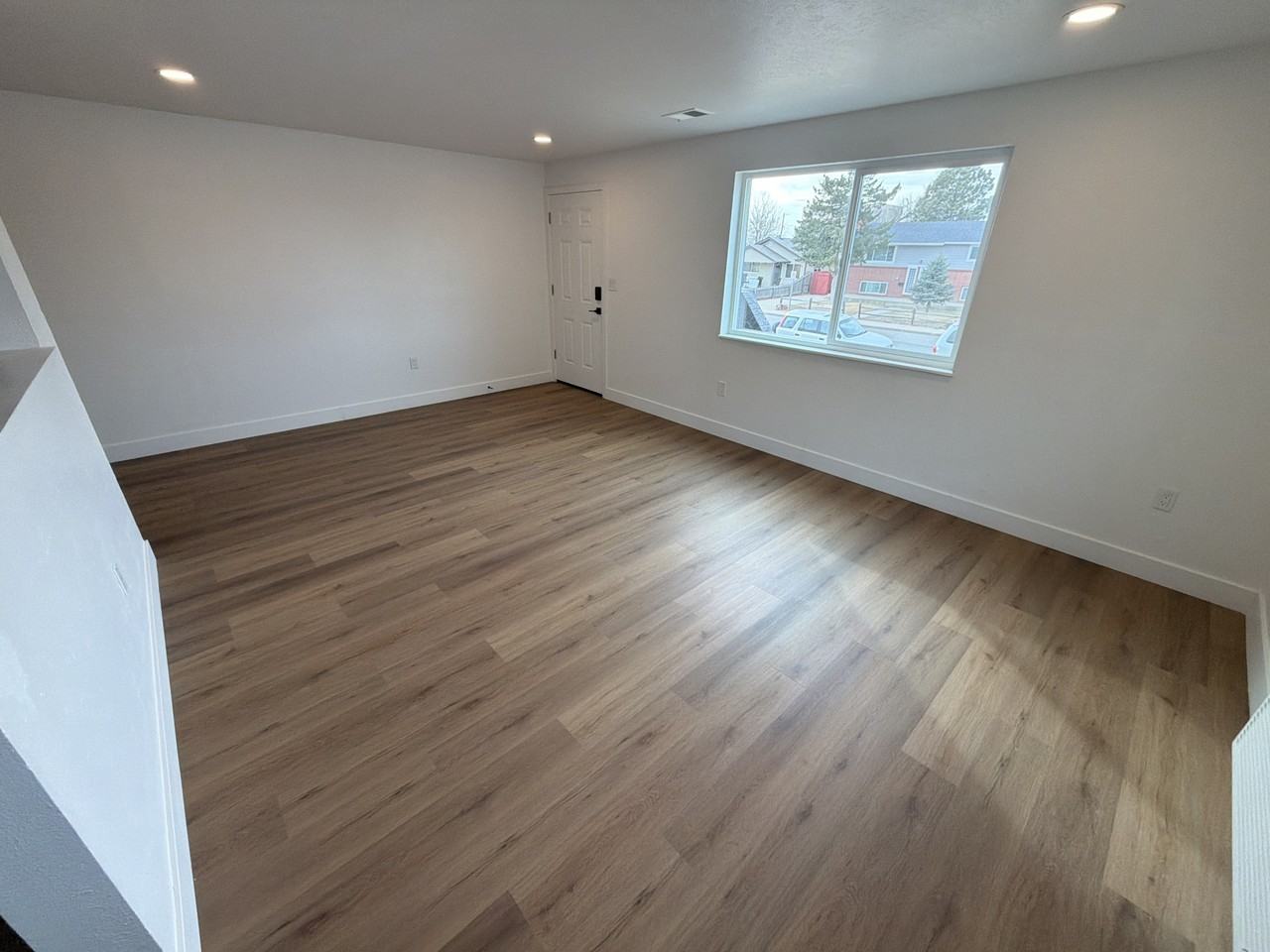 414 S 7th Ave #414 - Photo 5 of 11