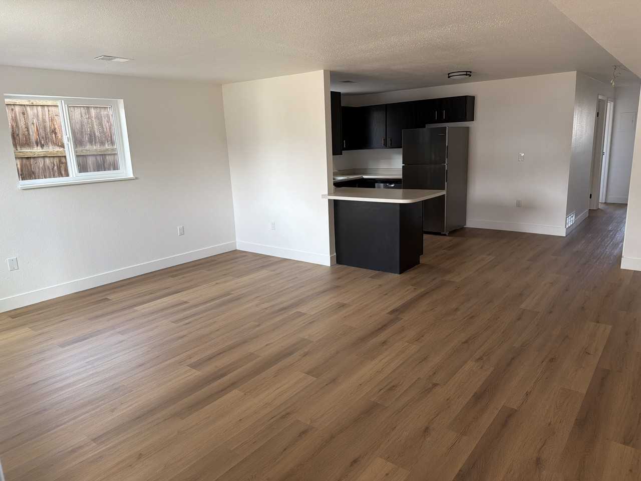 412 S 7th Ave #412 - Photo 2 of 25