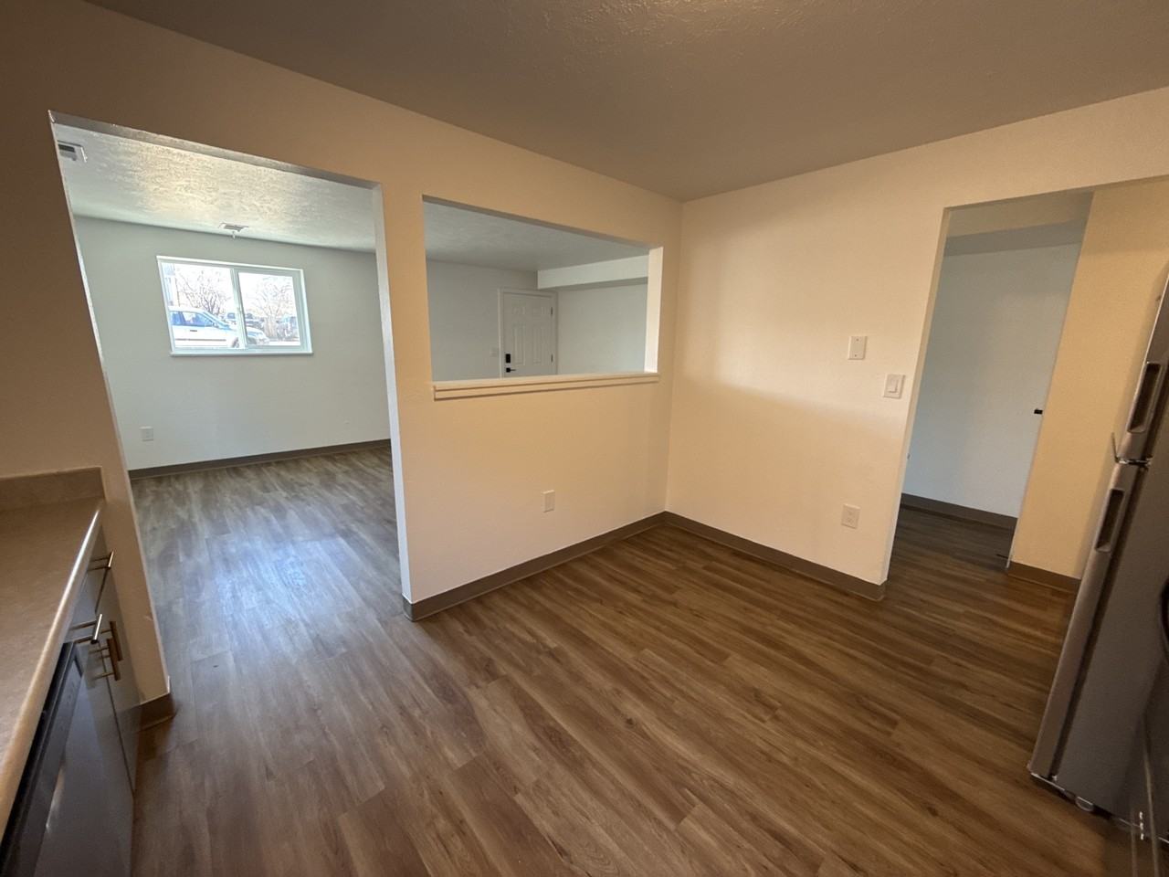 418 S 7th Ave #418 - Photo 4 of 20