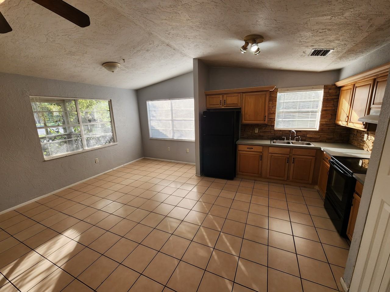 1635 82nd Street Ct E #1635 - Photo 2 of 31