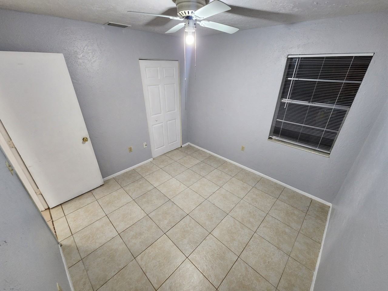 1635 82nd Street Ct E #1635 - Photo 4 of 31