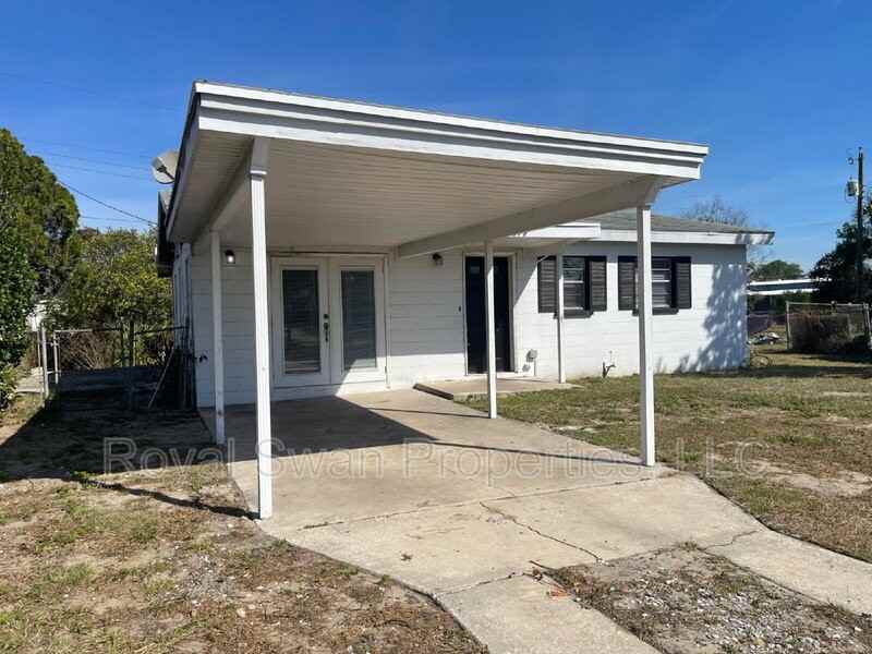 2614 Royal Dr - Photo 2 of 16