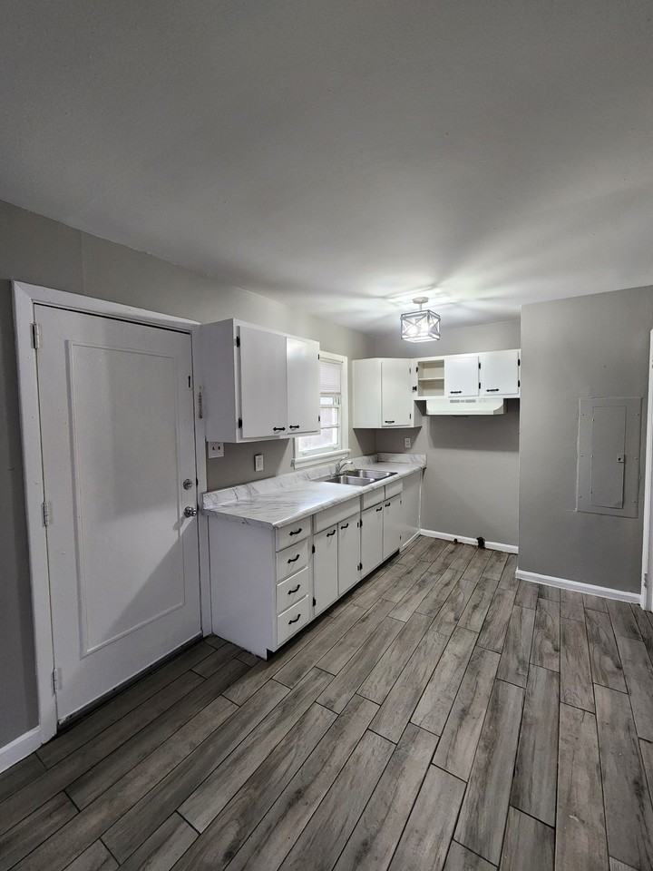 4220 40th Ct N #1 - Photo 3 of 7