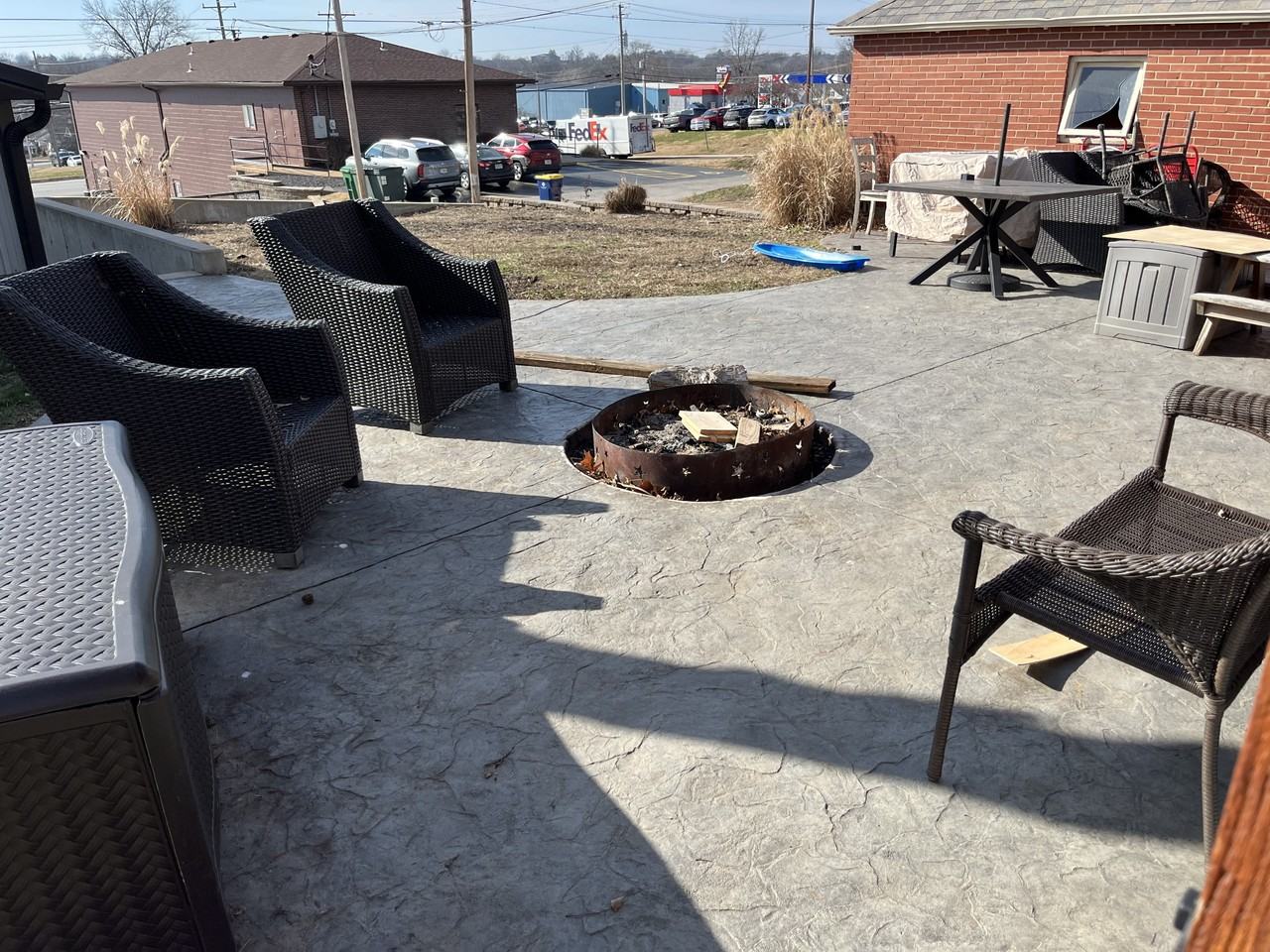 1106 E 3rd St #1 - Photo 3 of 10