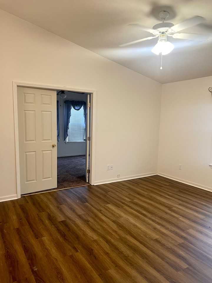 107 Larkspur Ln #1 - Photo 5 of 25