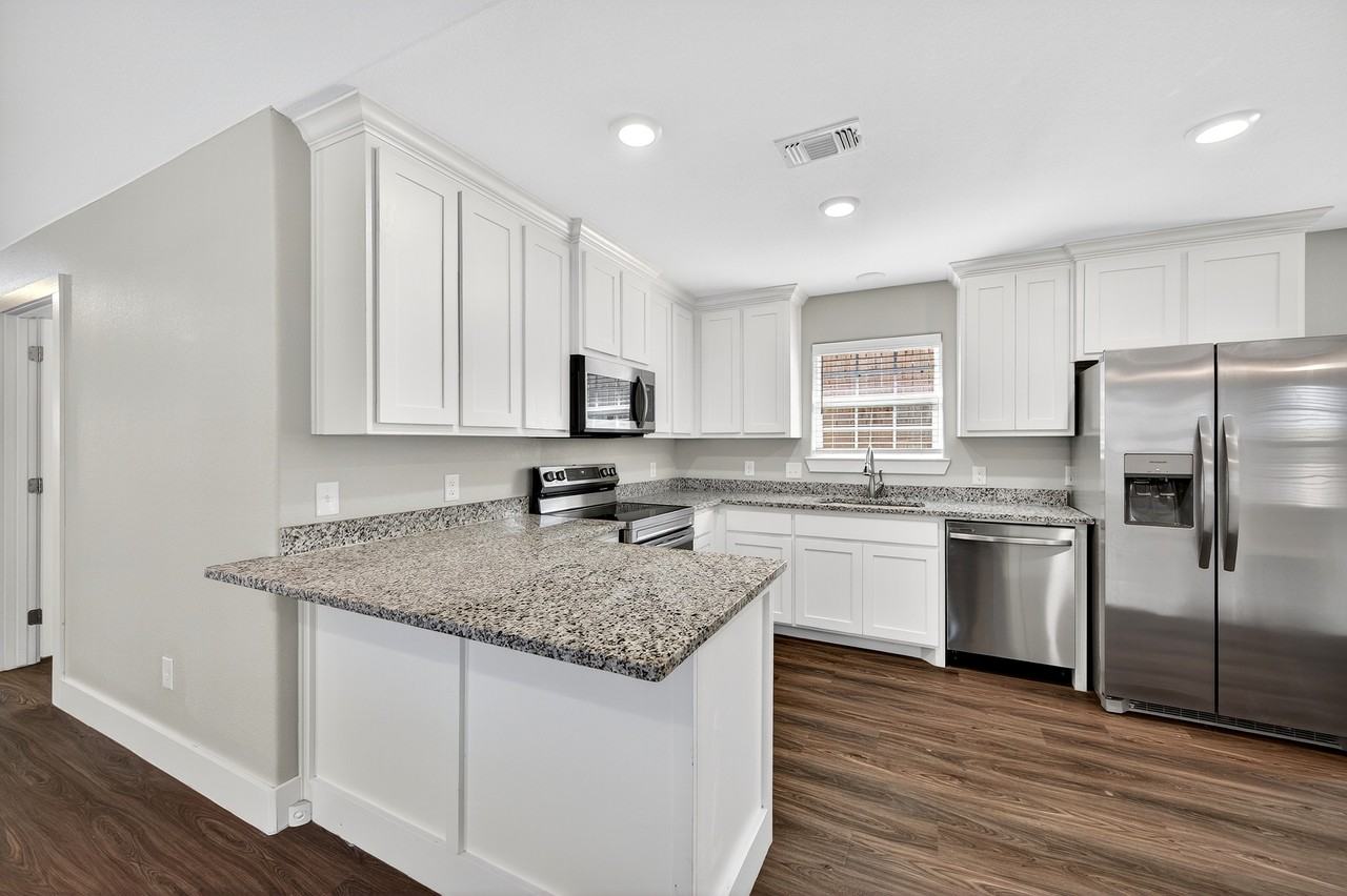 1016 Ray Dr #1 - Photo 6 of 19