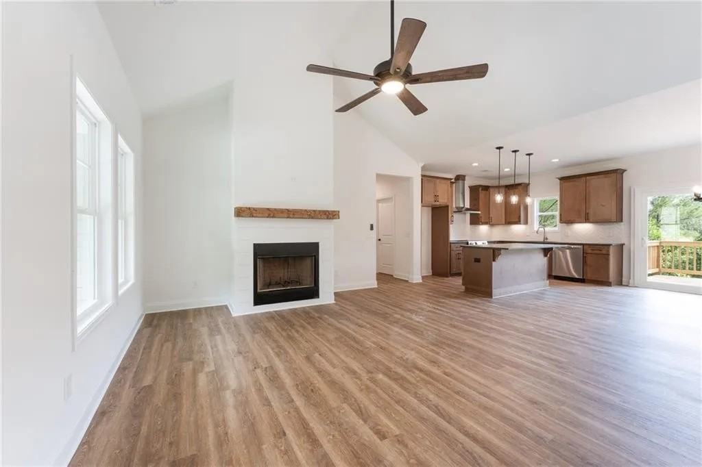 135 Autumn Vw #1 - Photo 3 of 27