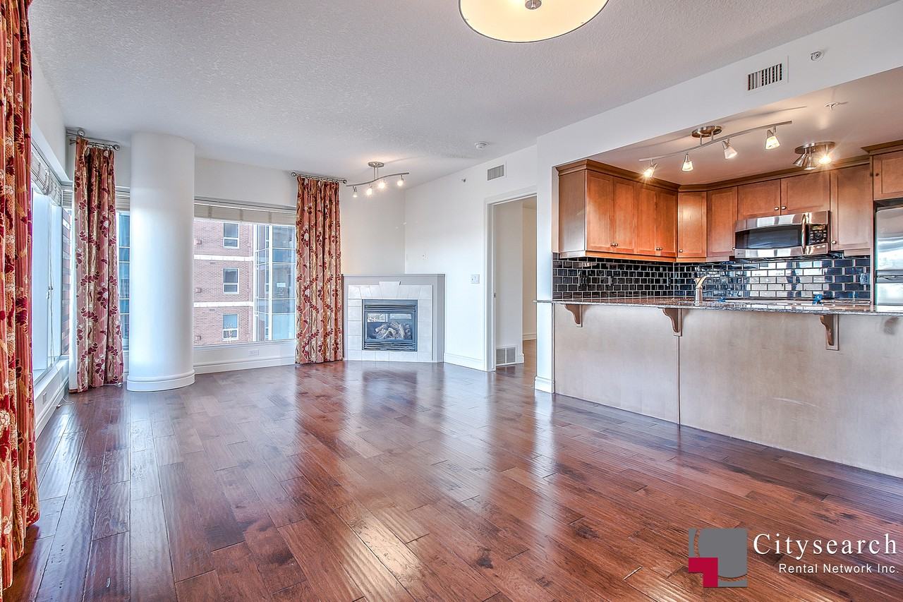 920 Five West - Photo 6 of 24