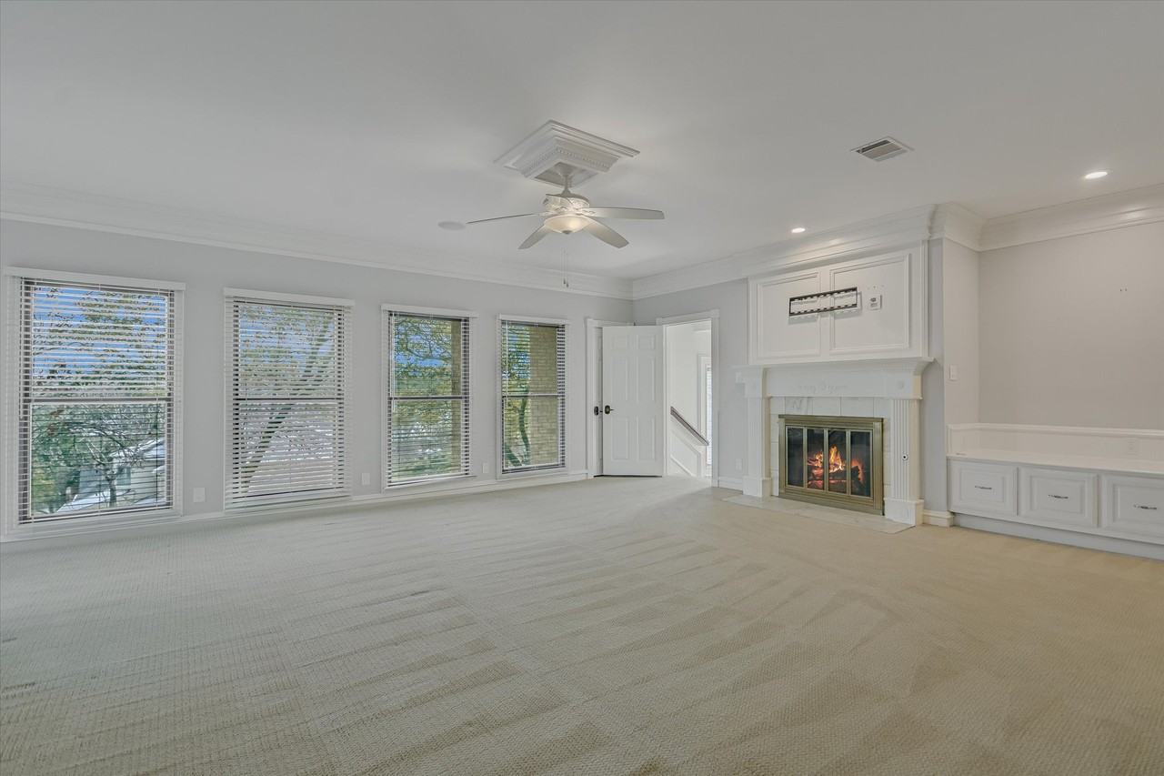 4000 Belmont Park Dr - Photo 6 of 10