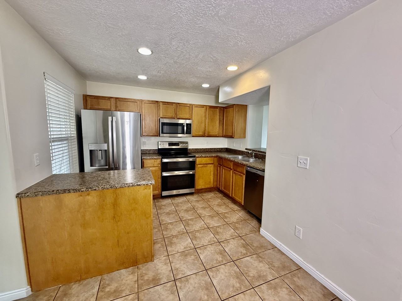 4709 S Falkirk Dr #1 - Photo 3 of 30