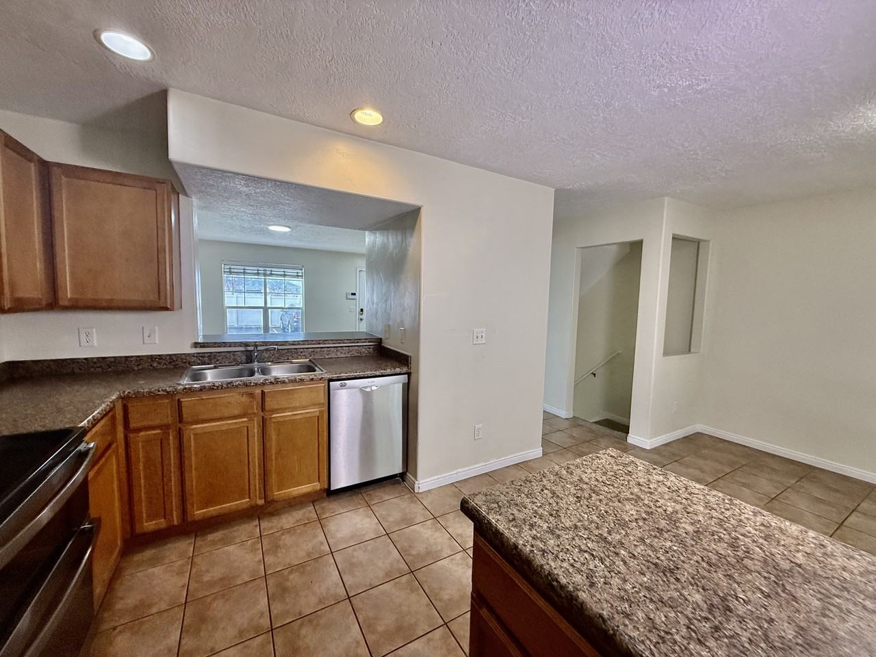 4709 S Falkirk Dr #1 - Photo 4 of 30