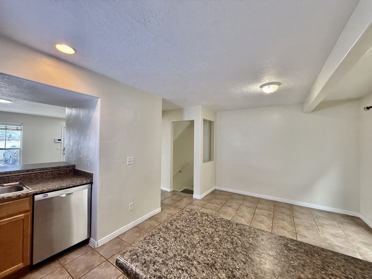 4709 S Falkirk Dr #1 - Photo 5 of 30