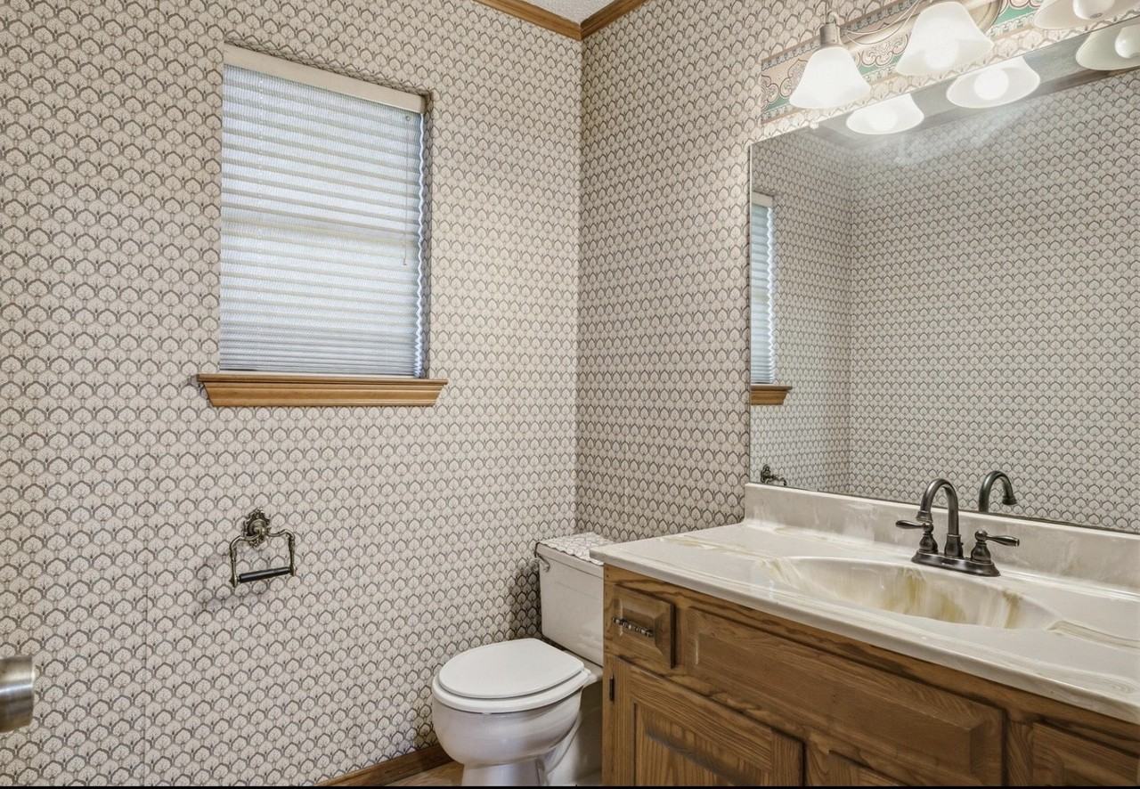 716 S Houston St #1 - Photo 4 of 22