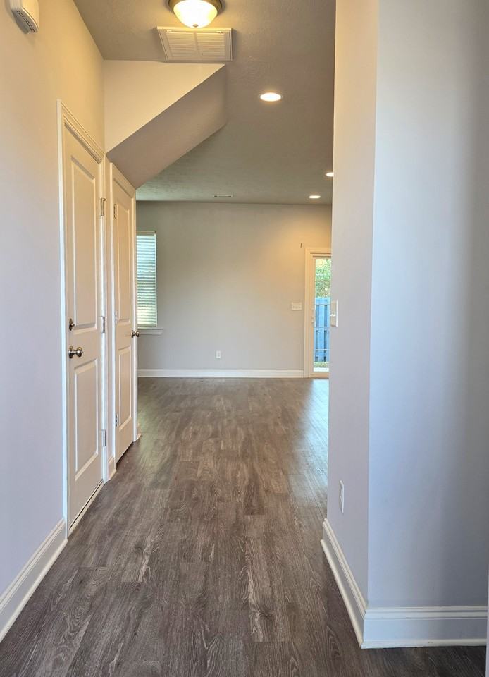 1810 Butternut Dr #1 - Photo 3 of 20