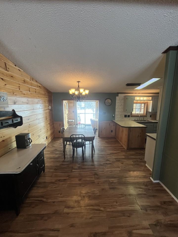 12 Ray Dr #1 - Photo 6 of 33